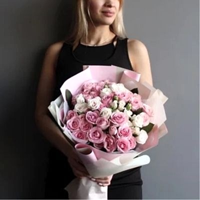luxury flower delivery to istanbul